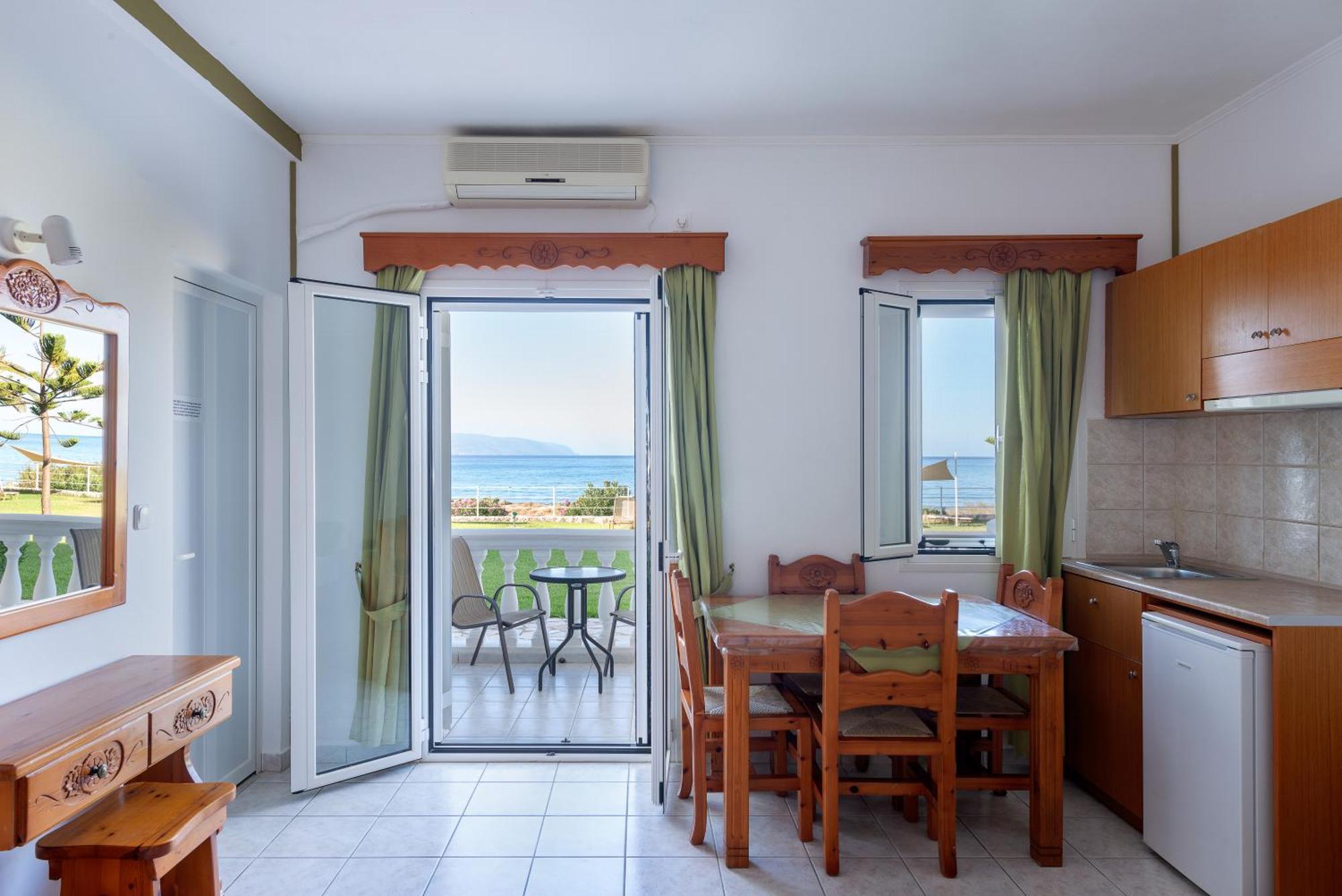Marina Bay Hotel Ratzaklion Ngoại thất bức ảnh